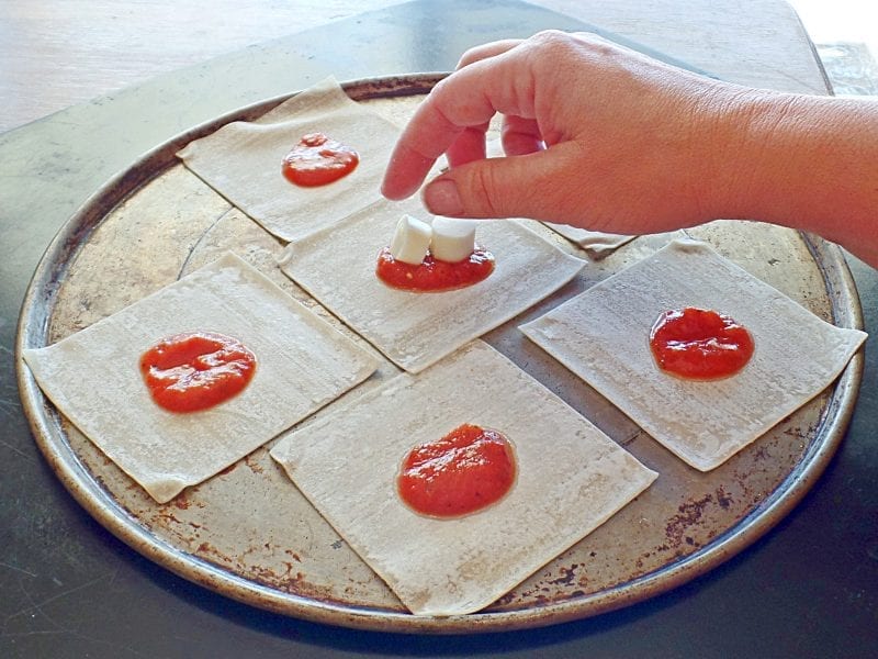 Baked Pizza Gyoza Easy Appetizer