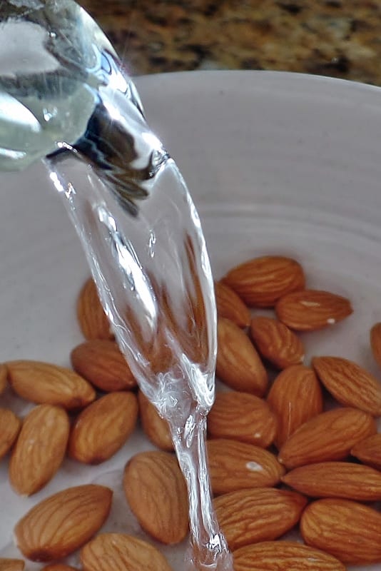 how to blanch almonds