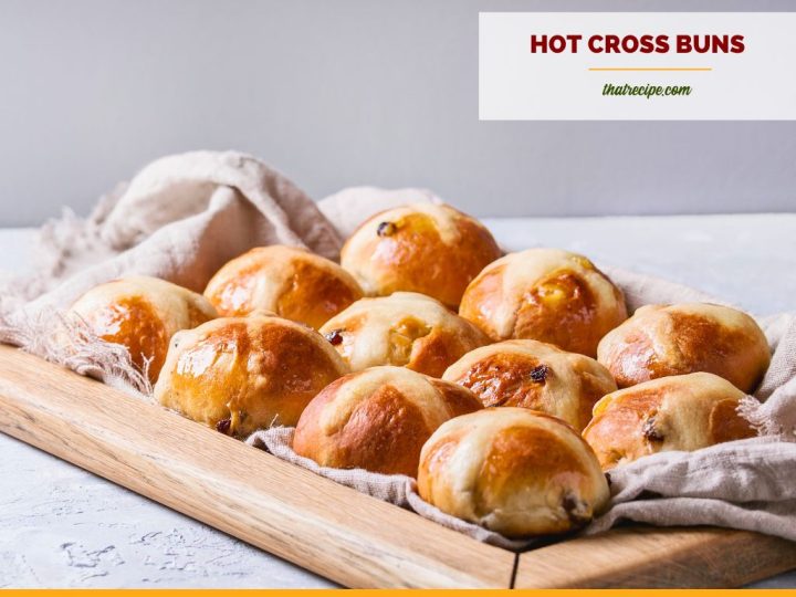 hot cross buns on a tray