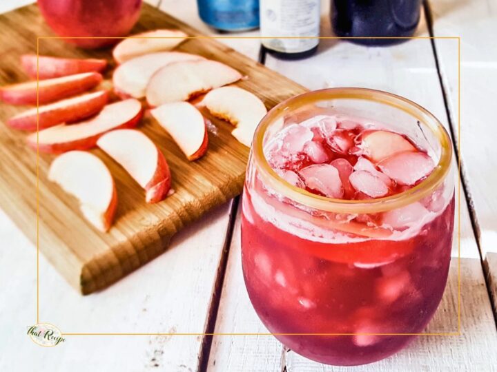 red wine spritzer with peaches