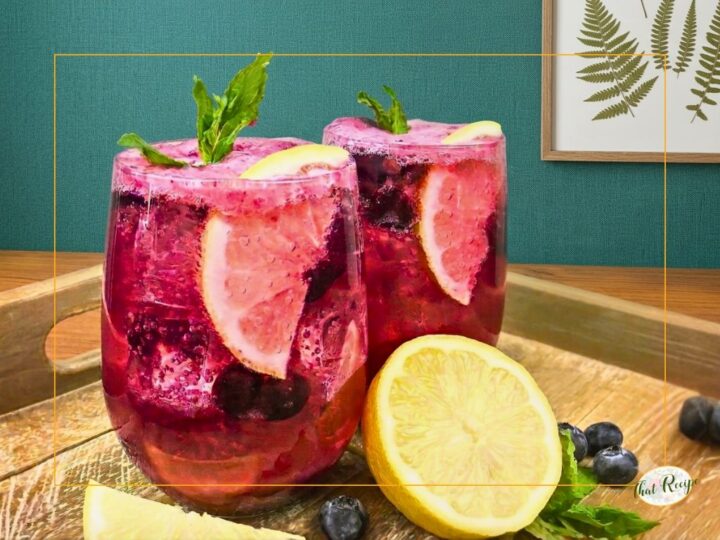 glasses of sparkling blueberry lemonade
